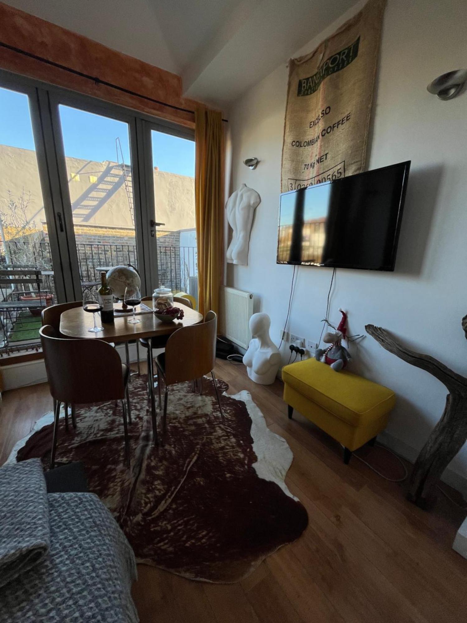 Cosy Camden 1 Bedroom Terrace * London